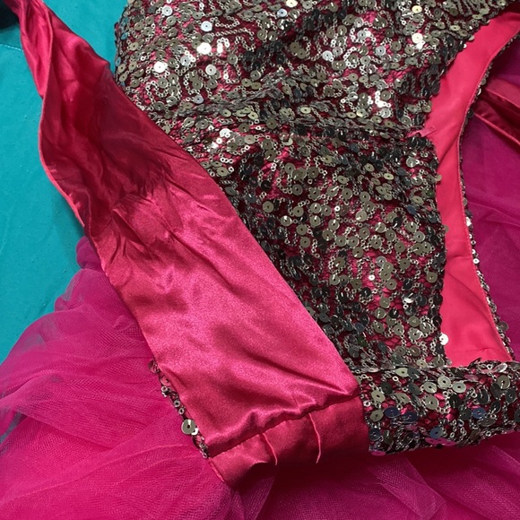 Trixxi one shoulder dress. Homecoming or prom. Fuschia with silver sequins - Picture 5 of 6